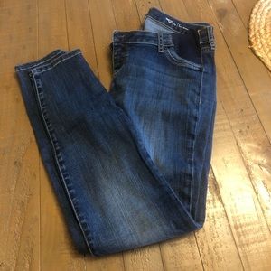 Gap maternity true skinny jeans